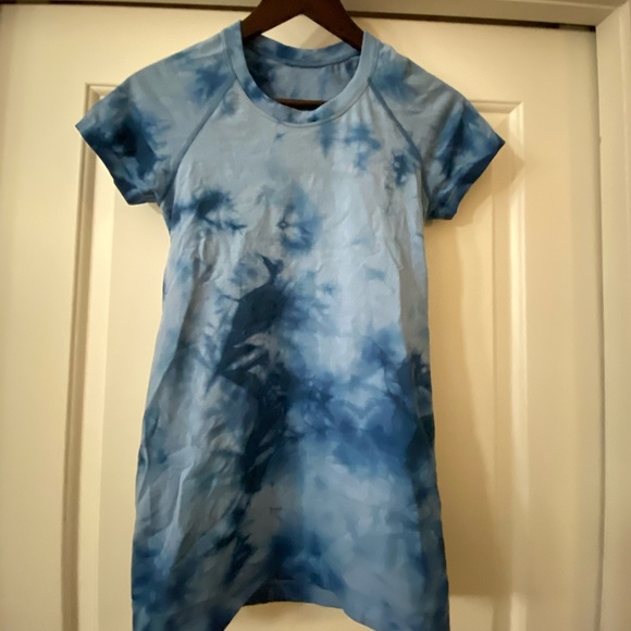Lululemon swiftly tech short sleeve size 6 - Picture 1 of 2